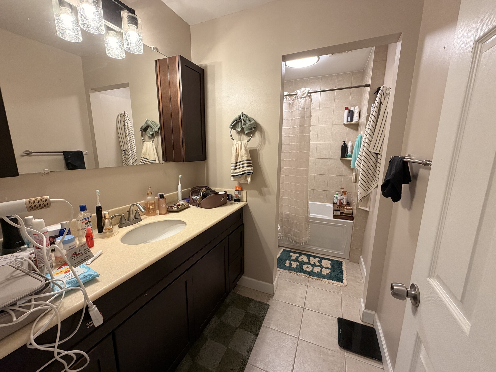 Building Photo - 3000 Hillsboro Pike