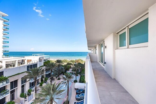 Building Photo - 9499 Collins Ave