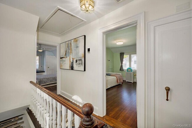 Building Photo - 4 Glenwolde Park