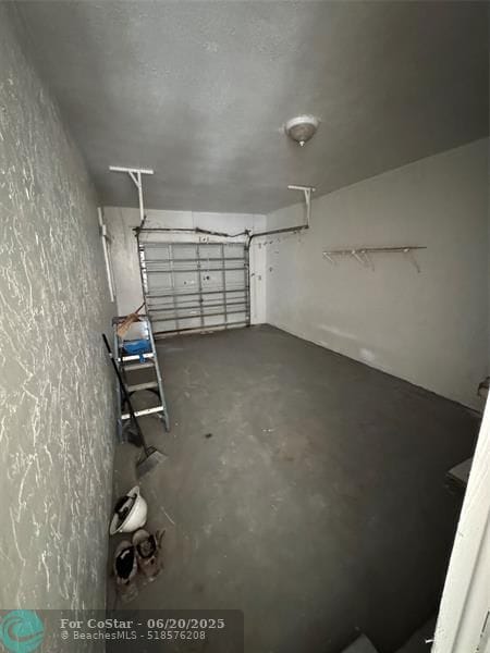 Building Photo - 834 NW 82nd Ave