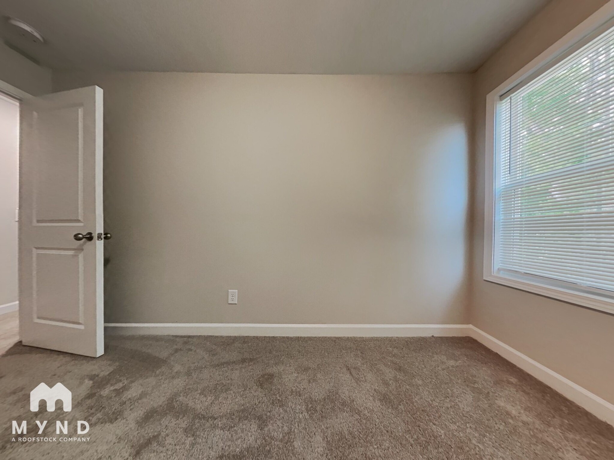 Building Photo - 153 McKinnon Ave NE