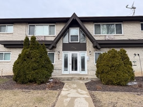 Building Photo - 6213 South 13th Street