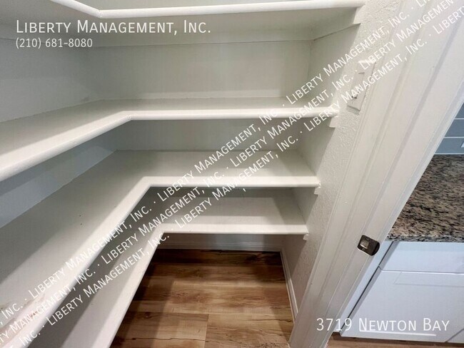 Building Photo - 3719 Newton Bay