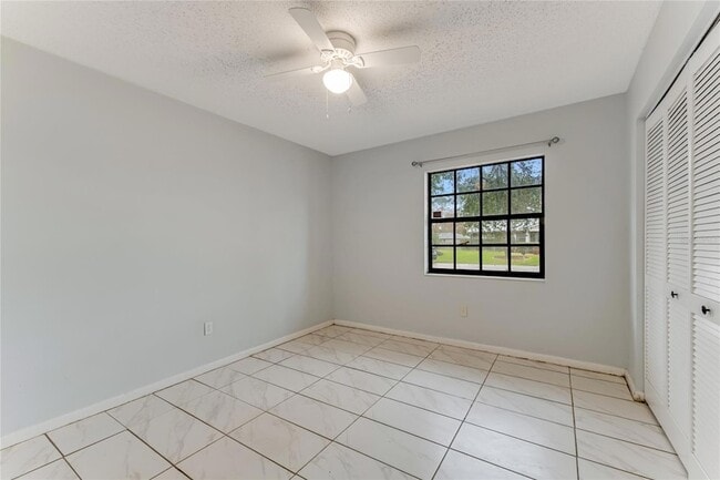 Building Photo - 49 Braddock Ln