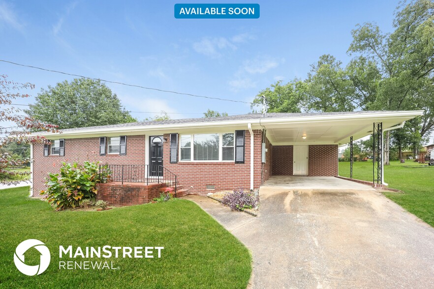 Primary Photo - 600 Emerald Dr