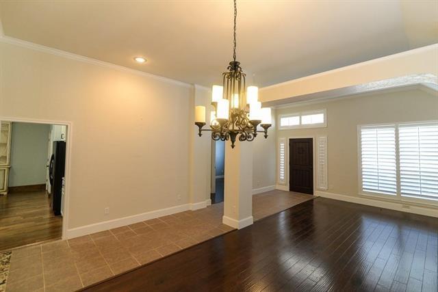 Building Photo - 2703 Summerwood