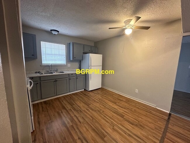 Building Photo - 1812 Neely St