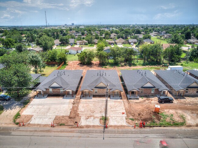 Building Photo - 328 NW 122nd St