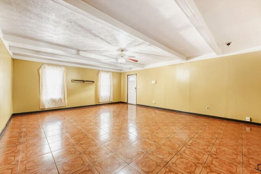 Building Photo - 3160 Kipling Dr