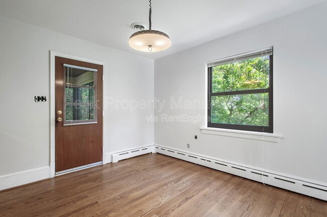 Building Photo - 7630 Whittington Dr