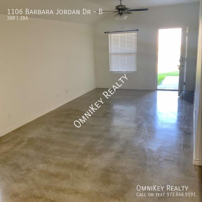 Building Photo - 1106 Barbara Jordan St