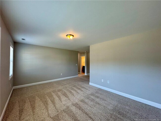 Building Photo - 112 Palmate Ct