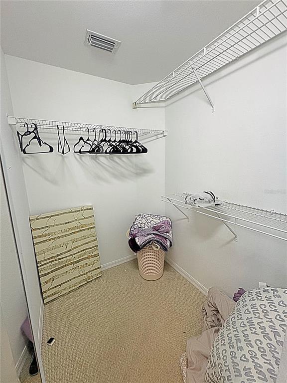 Building Photo - 1200 Country Club Dr