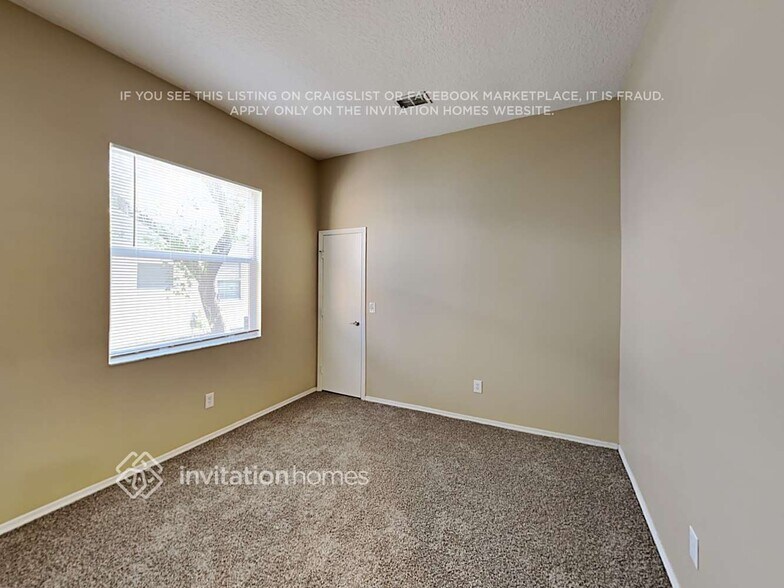 Building Photo - 28141 Brokenmead Path