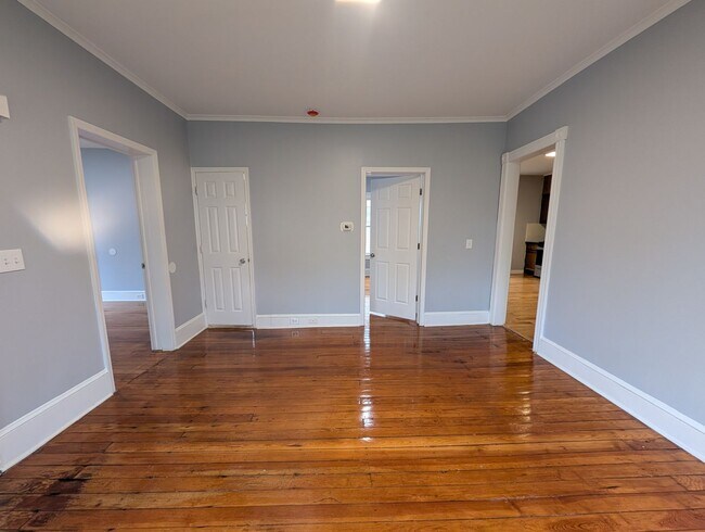 Building Photo - 677 Gerard Ave