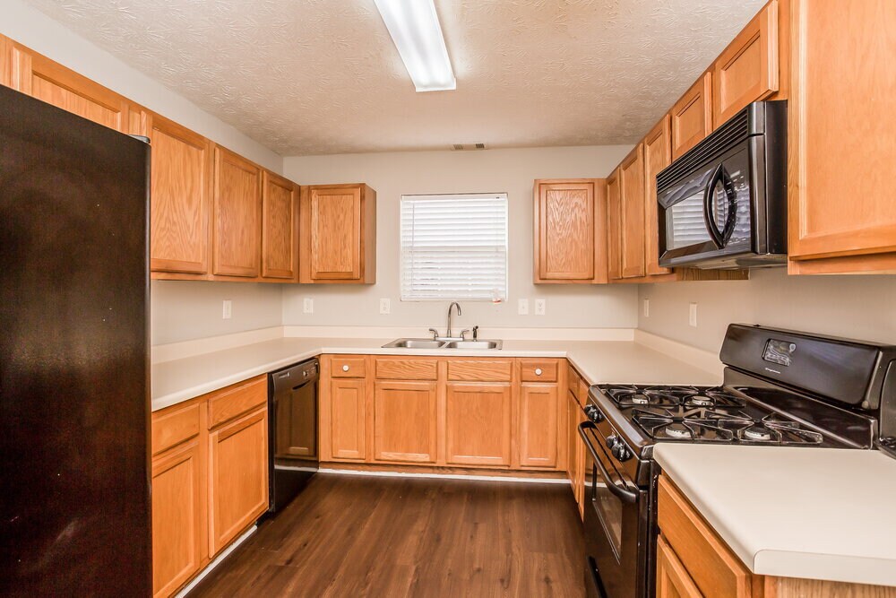 Building Photo - 4085 Mission Way