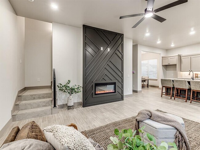 Building Photo - 2548 NW 131st St