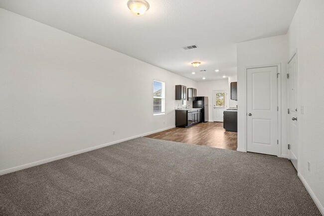 Building Photo - 960 Bunton Reserve Blvd