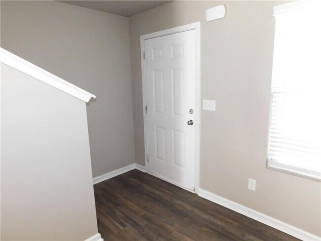 Building Photo - 343 Indian Lake Trail