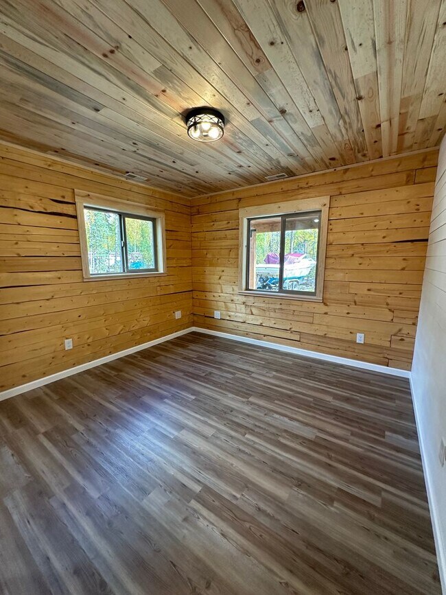 Building Photo - New Construction Log Home | 2 bedroom | 2.5 bathrooms