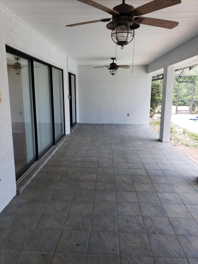 Building Photo - Gorgeous 3/2/2 Pool Home in Citrus Hills!!!!