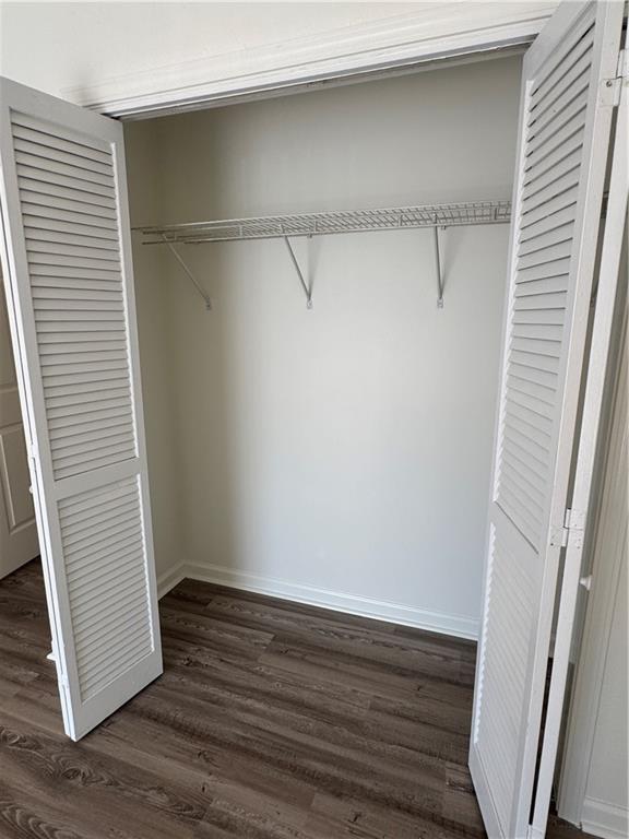 Building Photo - 728 Hanover Ln SE