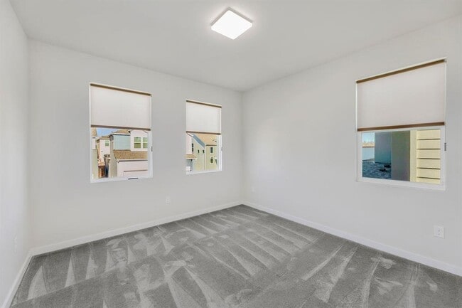 Building Photo - 15101 Casbah Dr