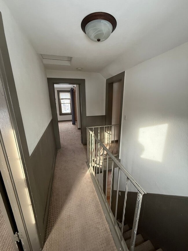 Building Photo - Charming Downtown Middleton Gem on Hubbard Ave