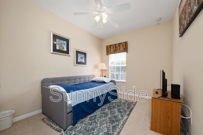 Building Photo - 2390 Caravelle Cir