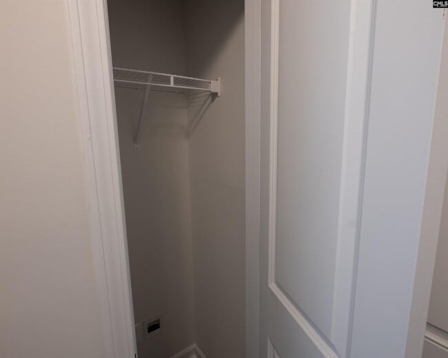 Building Photo - 348 Braemar Dr