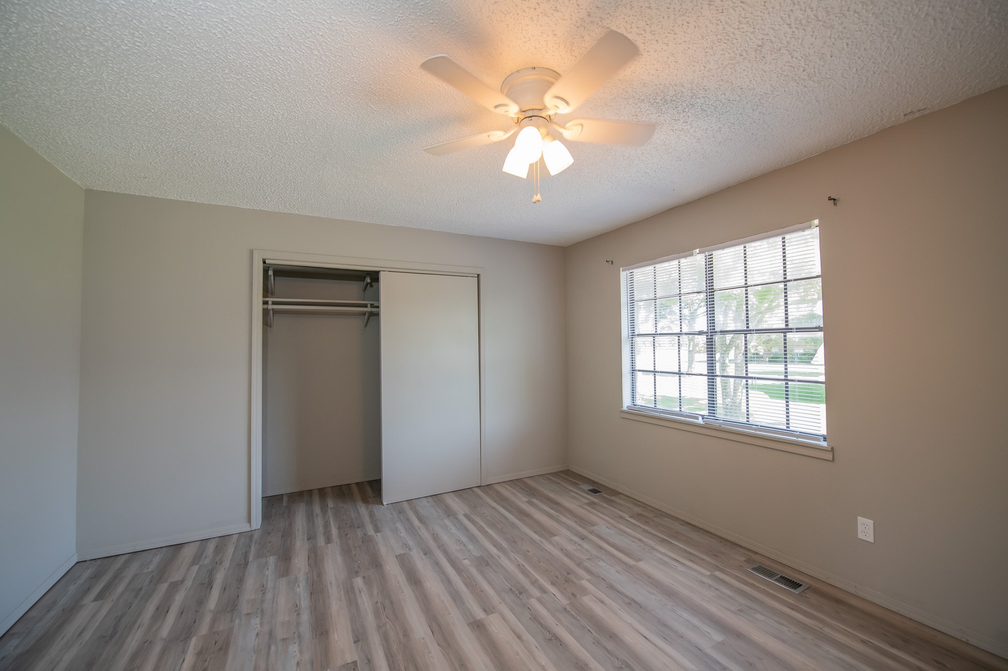 Building Photo - 2054 Garland Ave