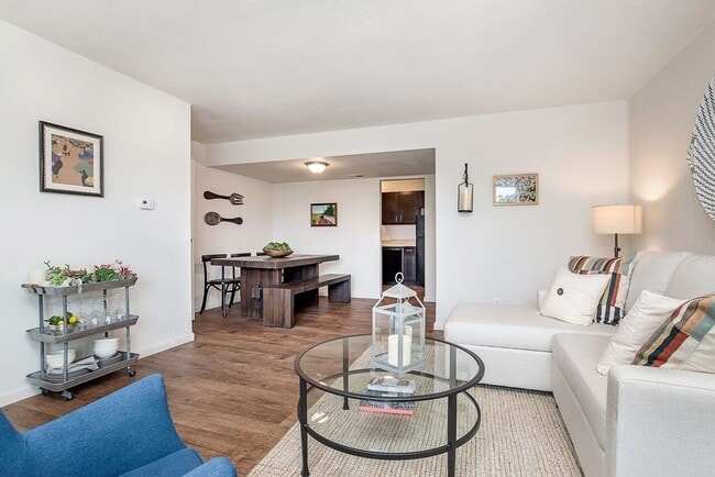 Interior Photo - Villa Del Sol Apartments