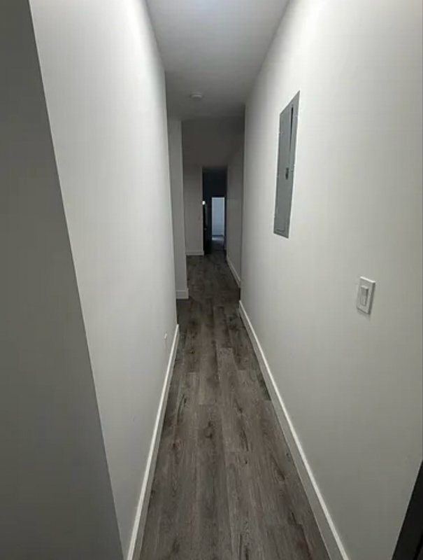 Building Photo - 25 Riverview Pl