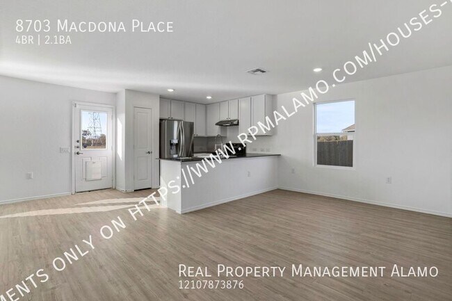 Building Photo - 8703 Macdona Pl