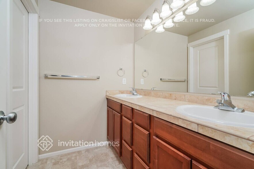 Building Photo - 8109 207th St E