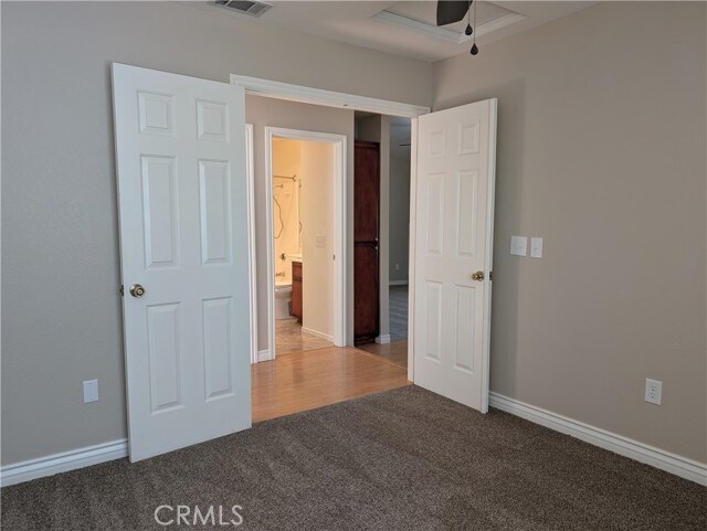 Building Photo - 14858 Clubhouse Dr