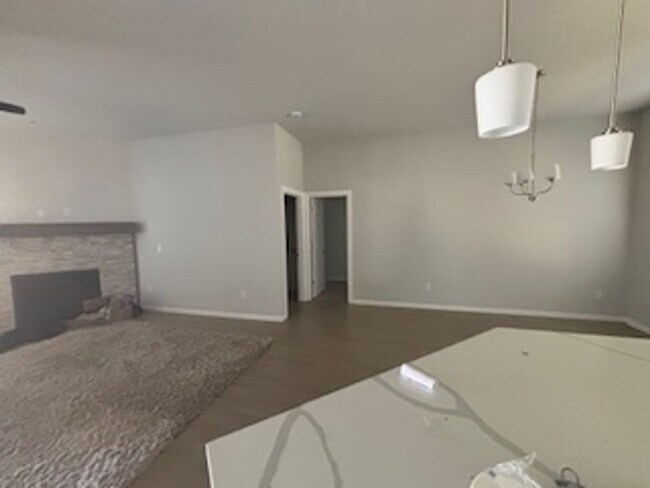 Building Photo - 4006 Lynford Ln