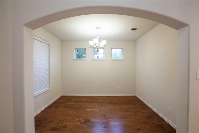 Building Photo - 5601 Fremont Dr