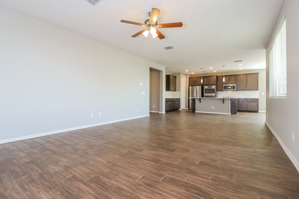 Building Photo - 21051 W Almeria Rd