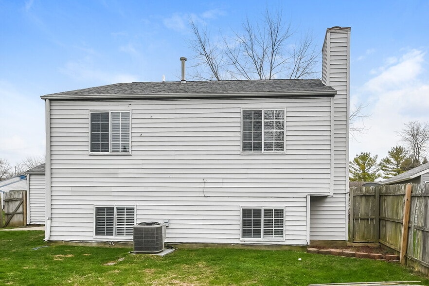 Building Photo - 1310 Citation Cir S