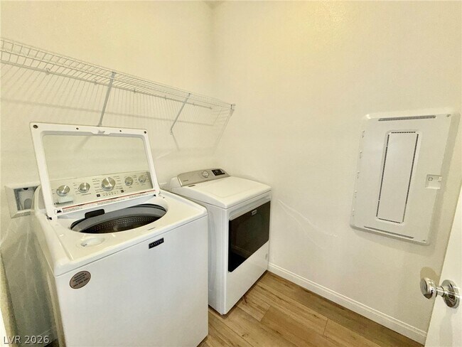 Building Photo - 728 Wild Highlands Ln