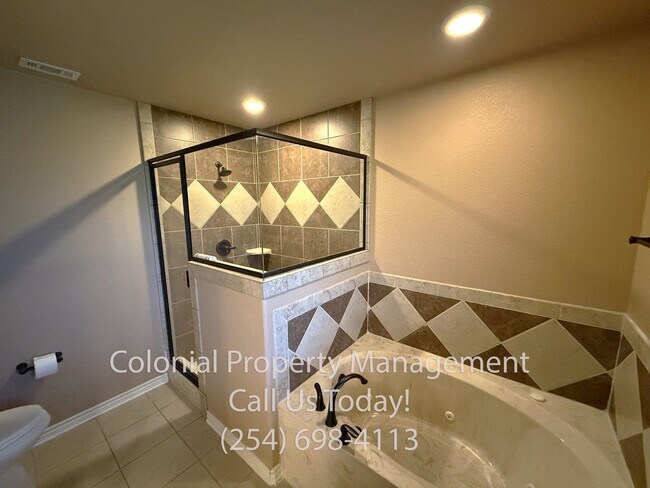 Building Photo - Available now 3 Bedroom 2 Bath Custom Home...