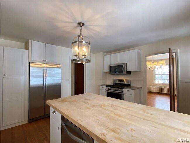 Building Photo - 2897 Graffenburg Rd