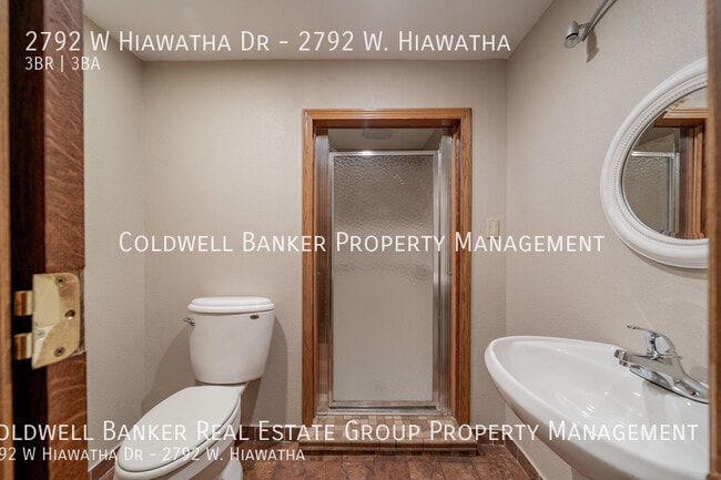 Building Photo - 2792 W Hiawatha Dr