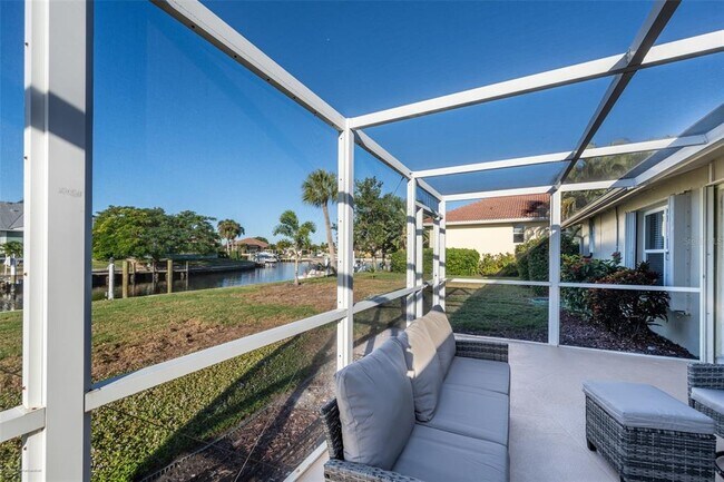 Building Photo - 149 Crescent Dr