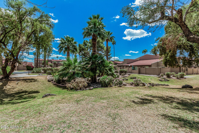 Building Photo - 7921 E San Miguel Ave