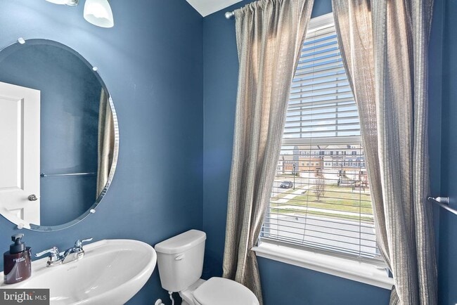 Building Photo - 9715 Summerton Dr