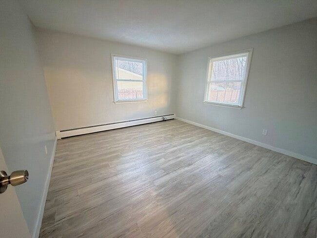 Building Photo - 22 Simpson Cir