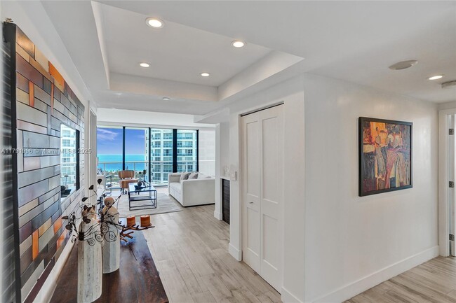 Building Photo - 20281 E Country Club Dr
