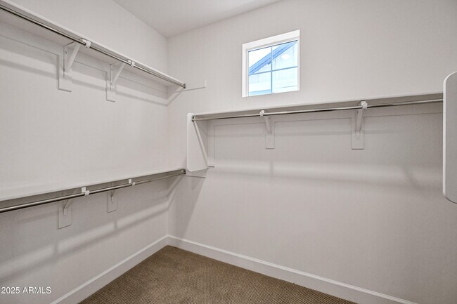 Building Photo - 11300 N Casa Dega Dr